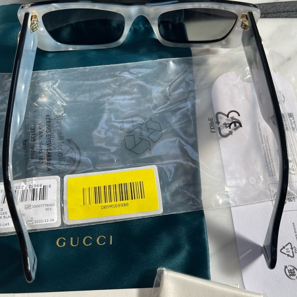 GUCCI CELEBS & INFLUENCERS FAV! SLIM RECTANGULAR IN SHINY BLACK SUNGLASSES 😎 - Picture 11 of 16